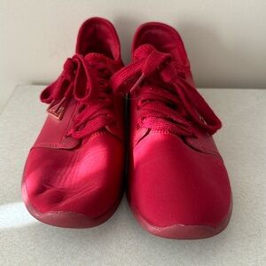 Red Guess tenis shoes